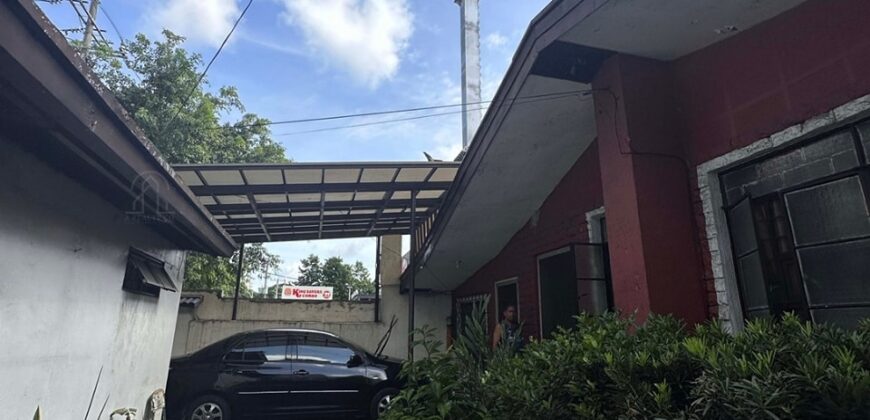 House and lot commercial area in Visayas Avenue Quezon City