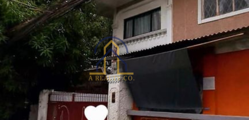 House and Lot For Sale with 6 doors apartment in RP Gulod