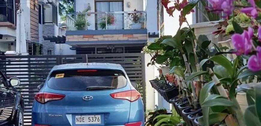 FULLY FURNISHED HOUSE AND LOT FOR SALE in QUEZON CITY