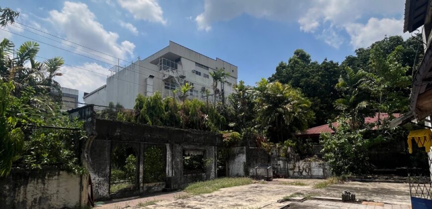 Commercial Building/Dormitory Income Generating For Sale in Quezon City near FEU-NRMF