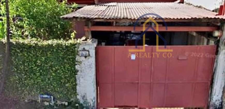 Old Bungalow House and Lot For Sale near Kamias and Anonas, Quezon City
