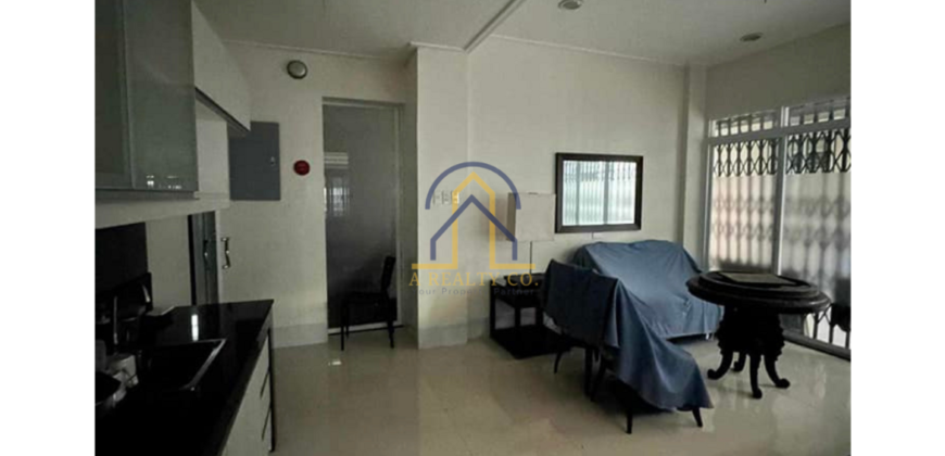 Commercial / Apartment style property for Sale in Cubao Avenue Cubao, Quezon City