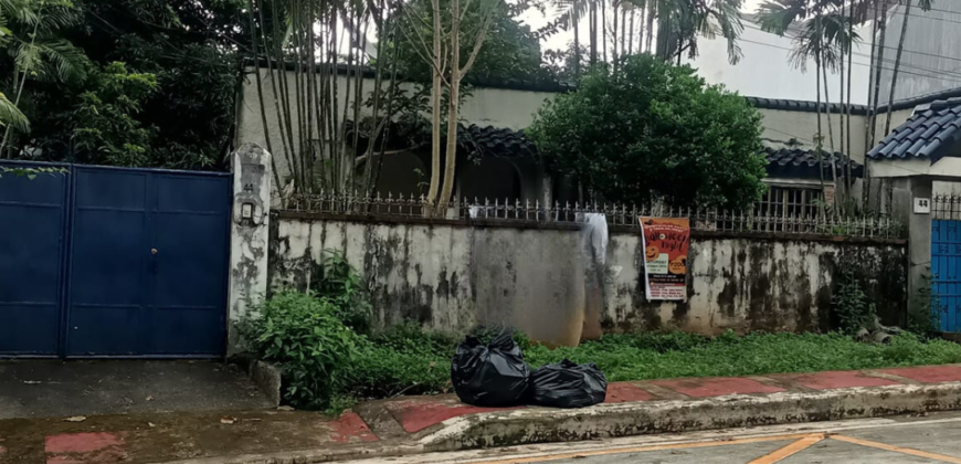 Lot with Old House for Sale in West Fairview, Quezon City