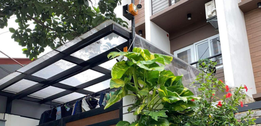 3-Storey Townhouse for Sale in Zabarte Sr. Avenue, Fairview, Quezon City