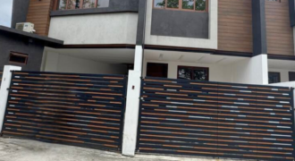 Townhouse [Unit B] for Sale in Valenzuela