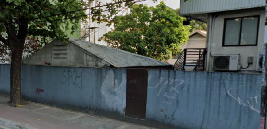 Commercial Lot With Structure For Sale in Katipunan, Quezon City