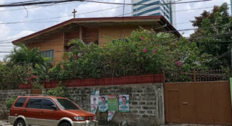 House and Lot For Sale in West Avenue, Quezon City