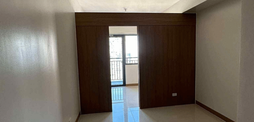 Studio Unit For Lease in Red Residences Makati