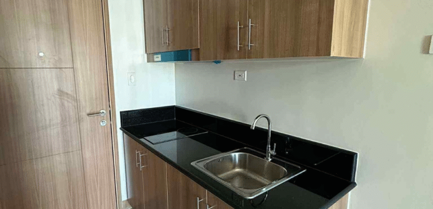 Studio Unit For Lease in Red Residences Makati