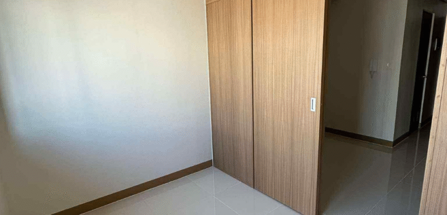 Studio Unit For Lease in Red Residences Makati