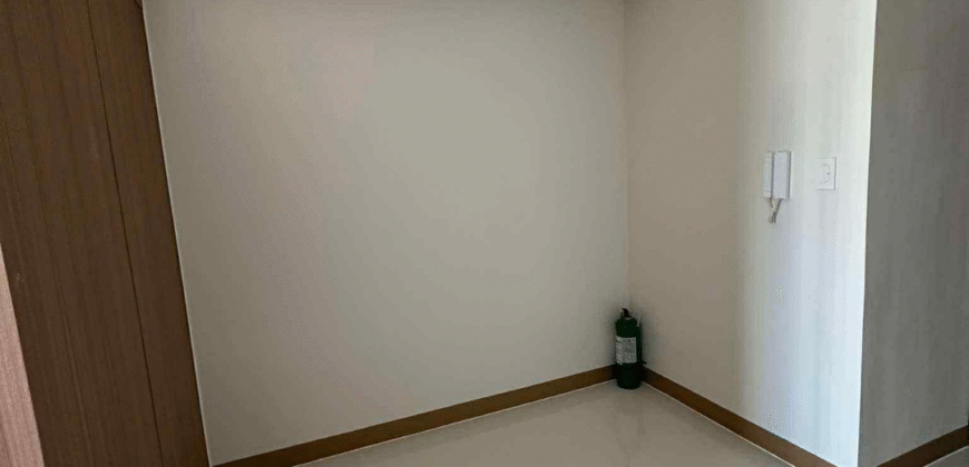 Studio Unit For Lease in Red Residences Makati