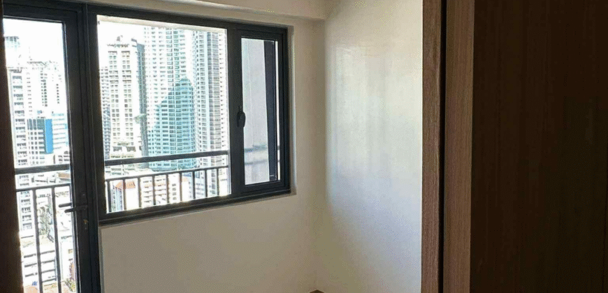 Studio Unit For Lease in Red Residences Makati